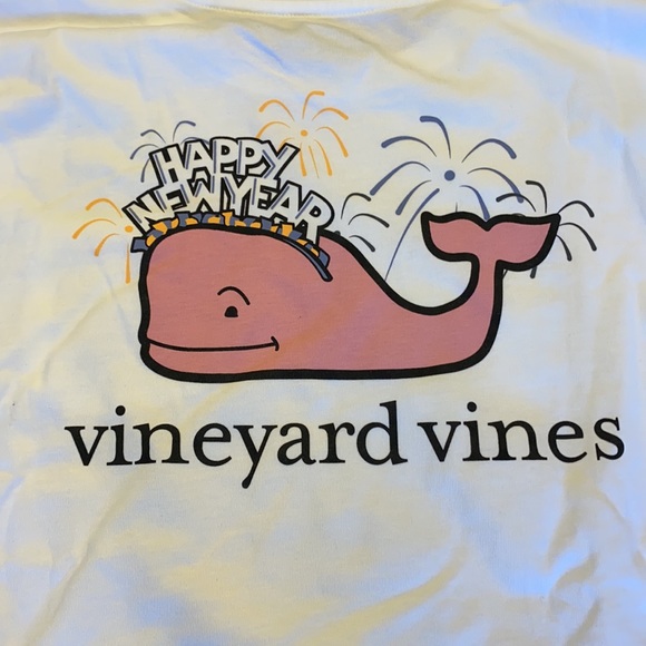 NWT Vineyard Vines New Year’s shirt - Picture 3 of 5